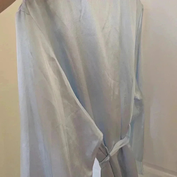 Vintage long silky robe made in  Italy size medium - Picture 9 of 9